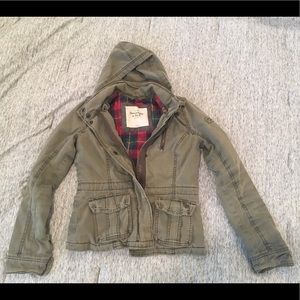 Abercrombie & Fitch army green flannel jacket